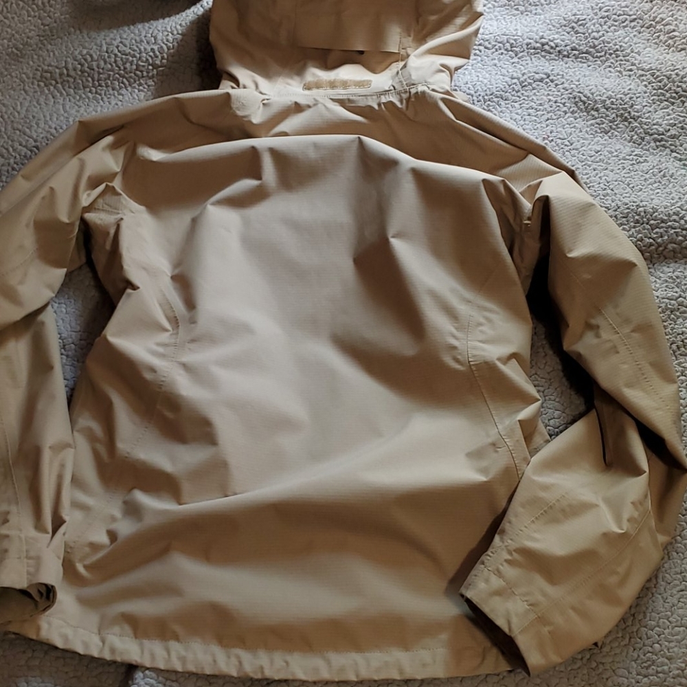 North Face Jacket - Picture 6 of 13